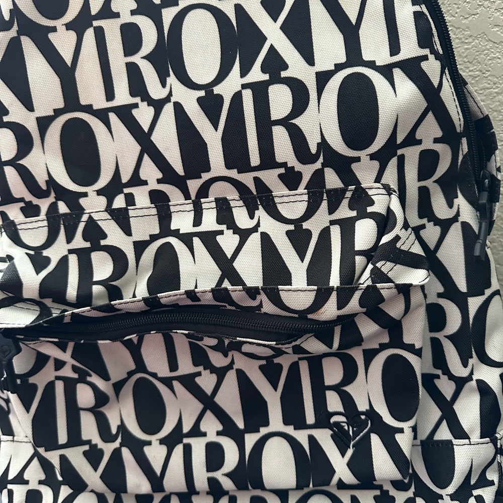 Roxy back pack - Picture 2 of 3